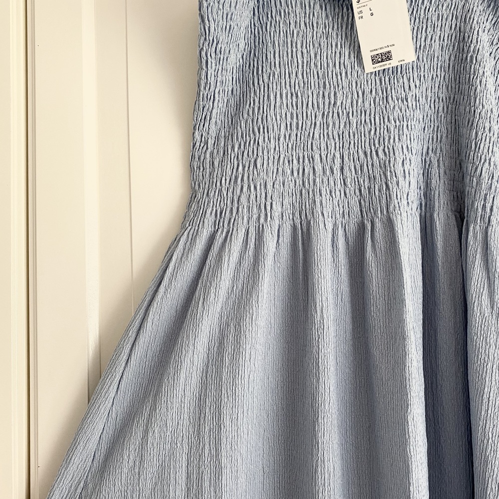H&M Smocked Midi Dress - Picture 2 of 4